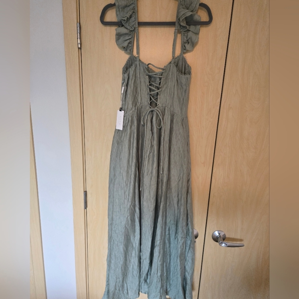 NWT ASTR the Label Wedelia Bustier Midi Dress | Sage - Picture 5 of 10